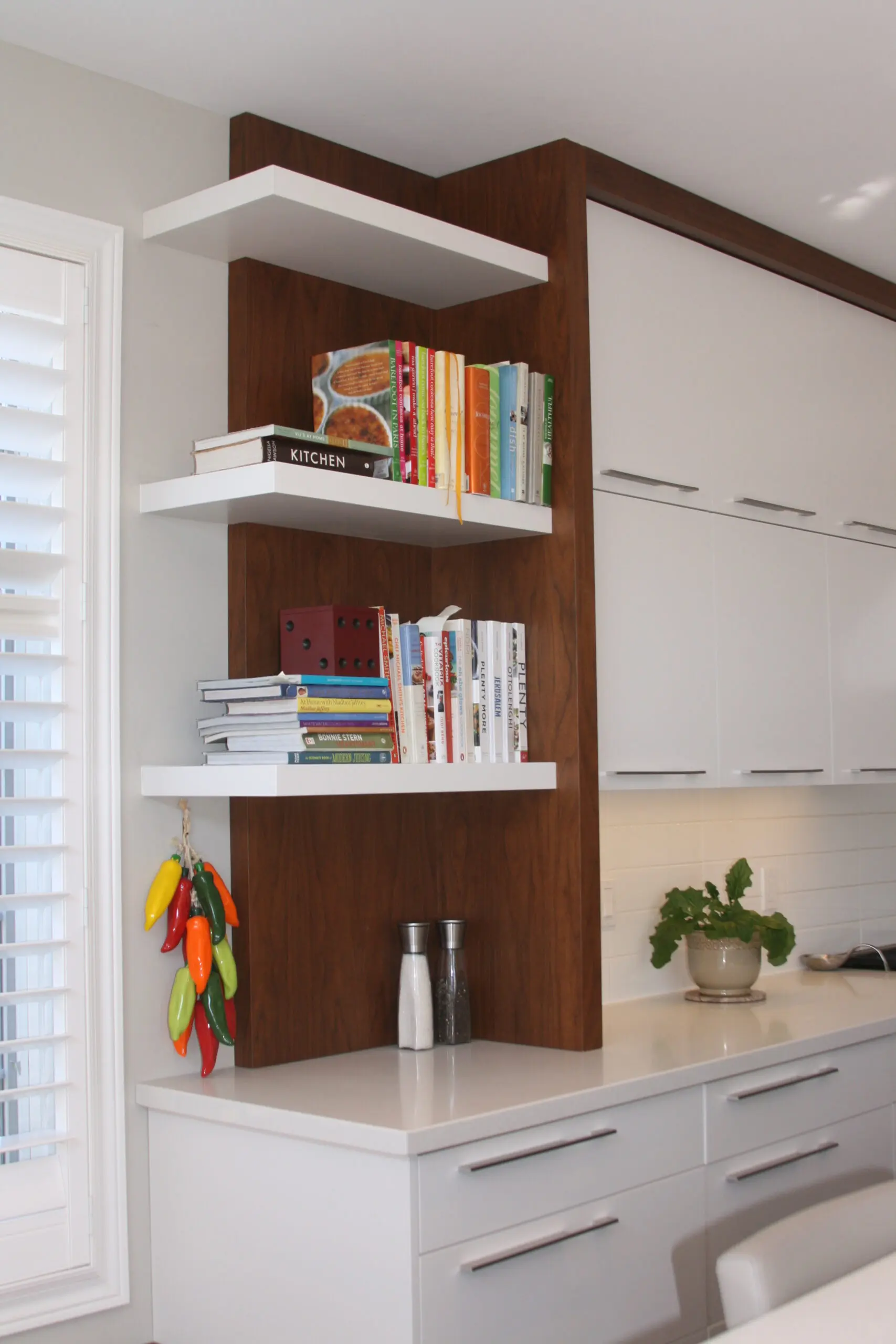 Built In with shelf cabinetry by Heirlooms Custom Cabinetry