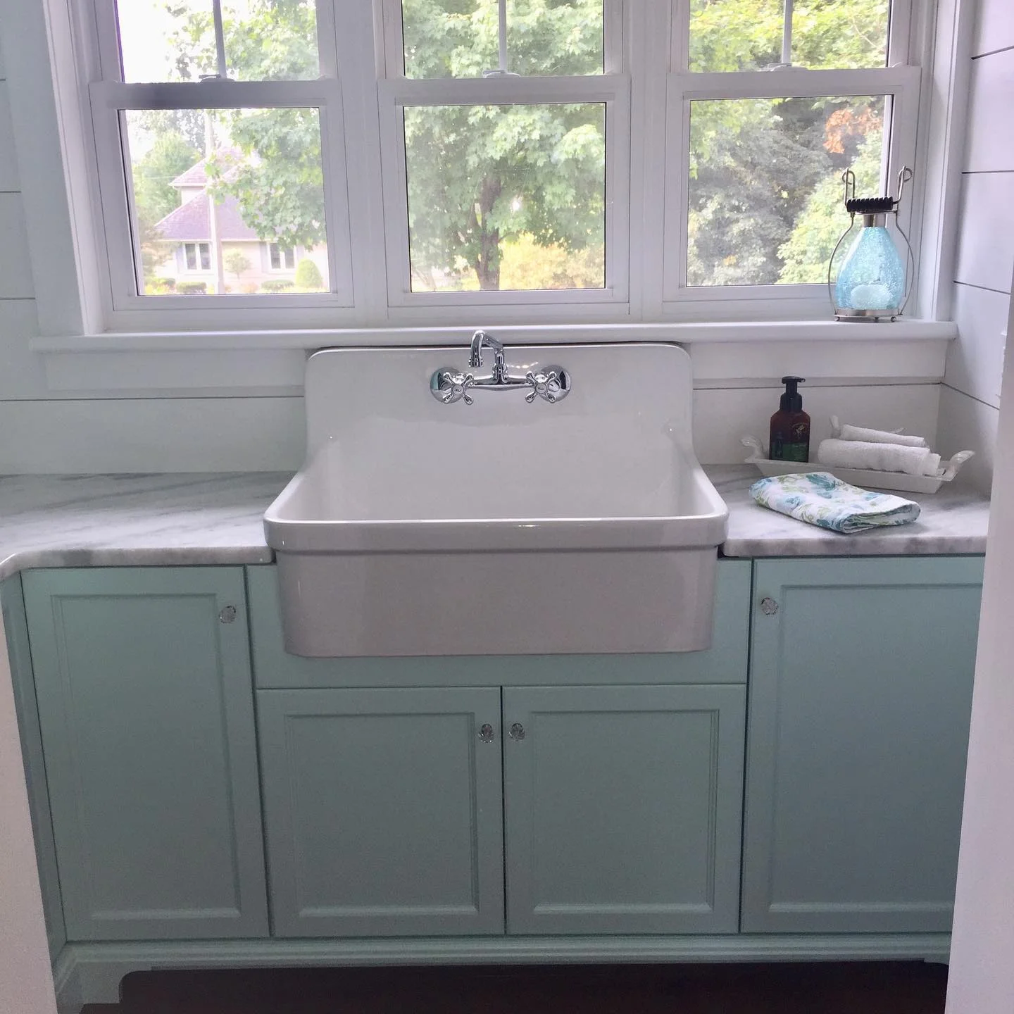 Quartz Laundry - Image 1