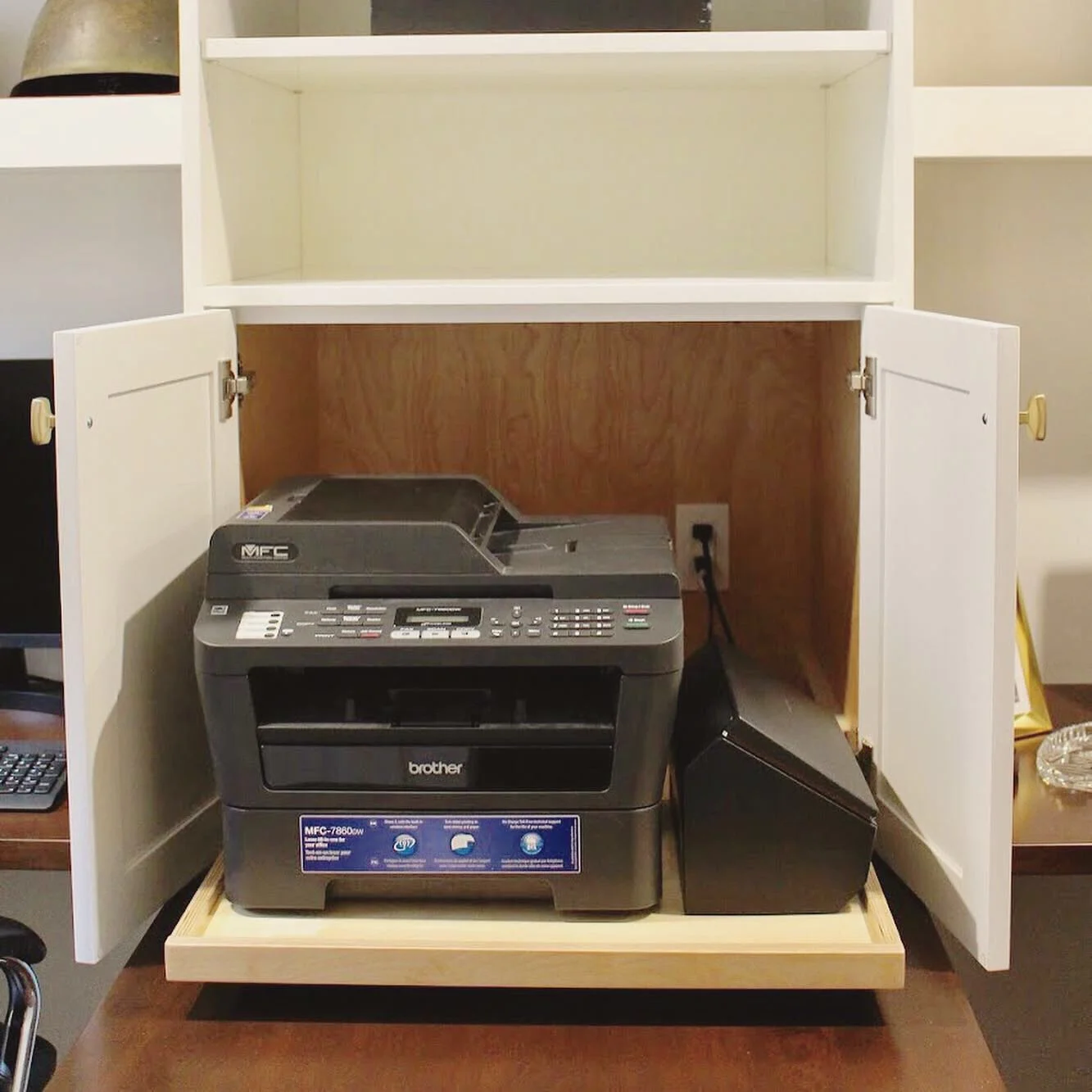 Office Office - Image 3