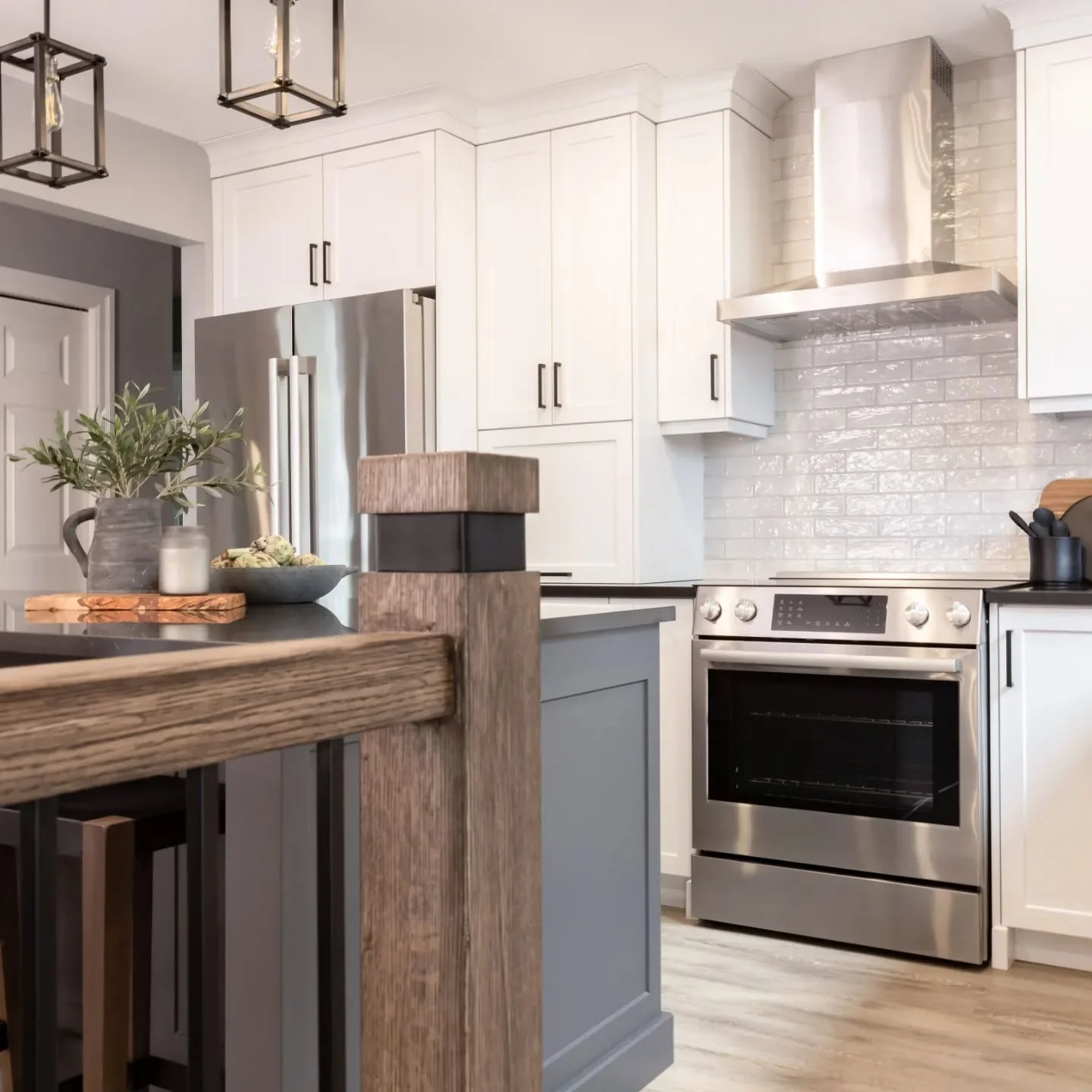 Efficient Kitchen Cabinetry - Image 4