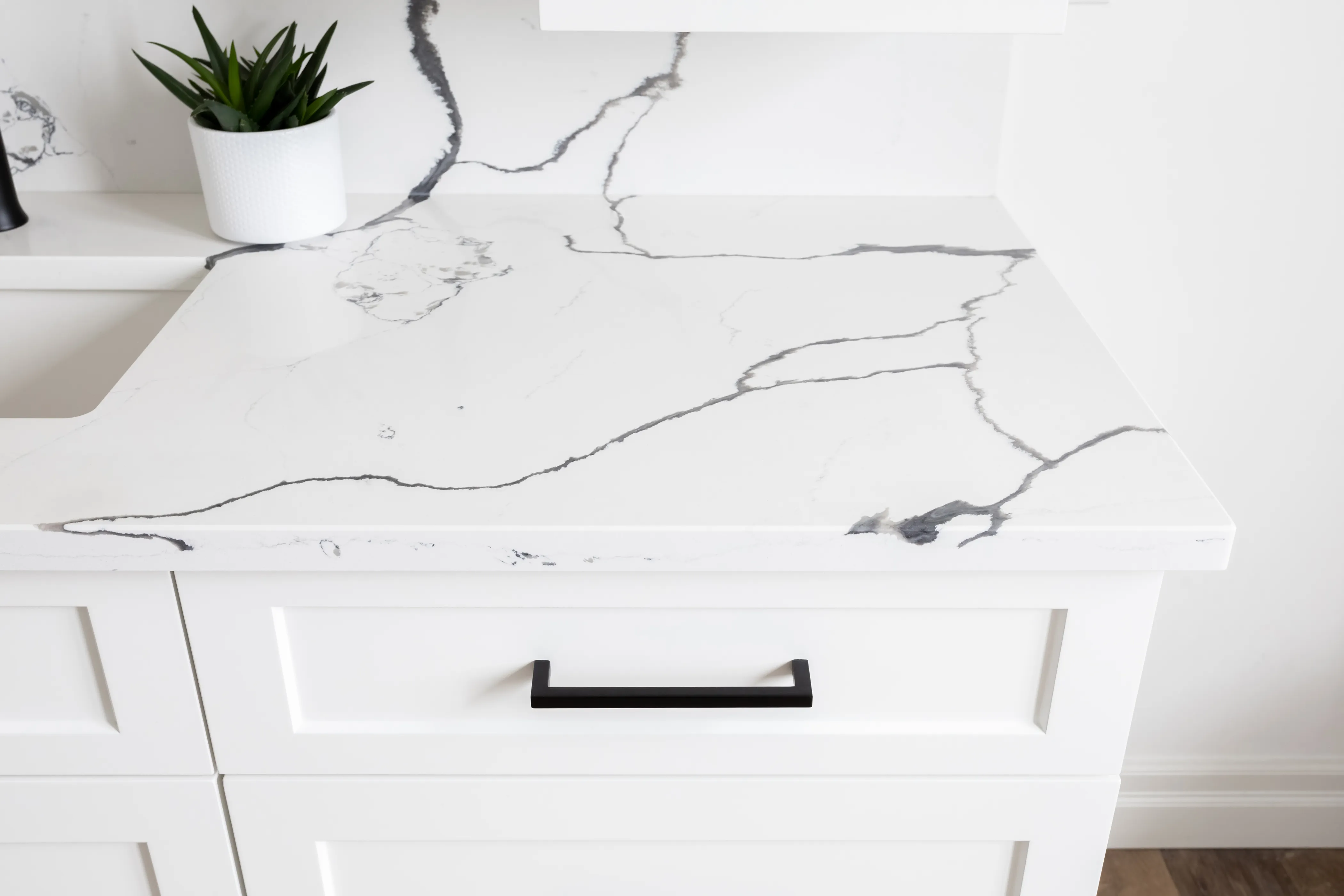 Bathroom & Vanities - Image 5