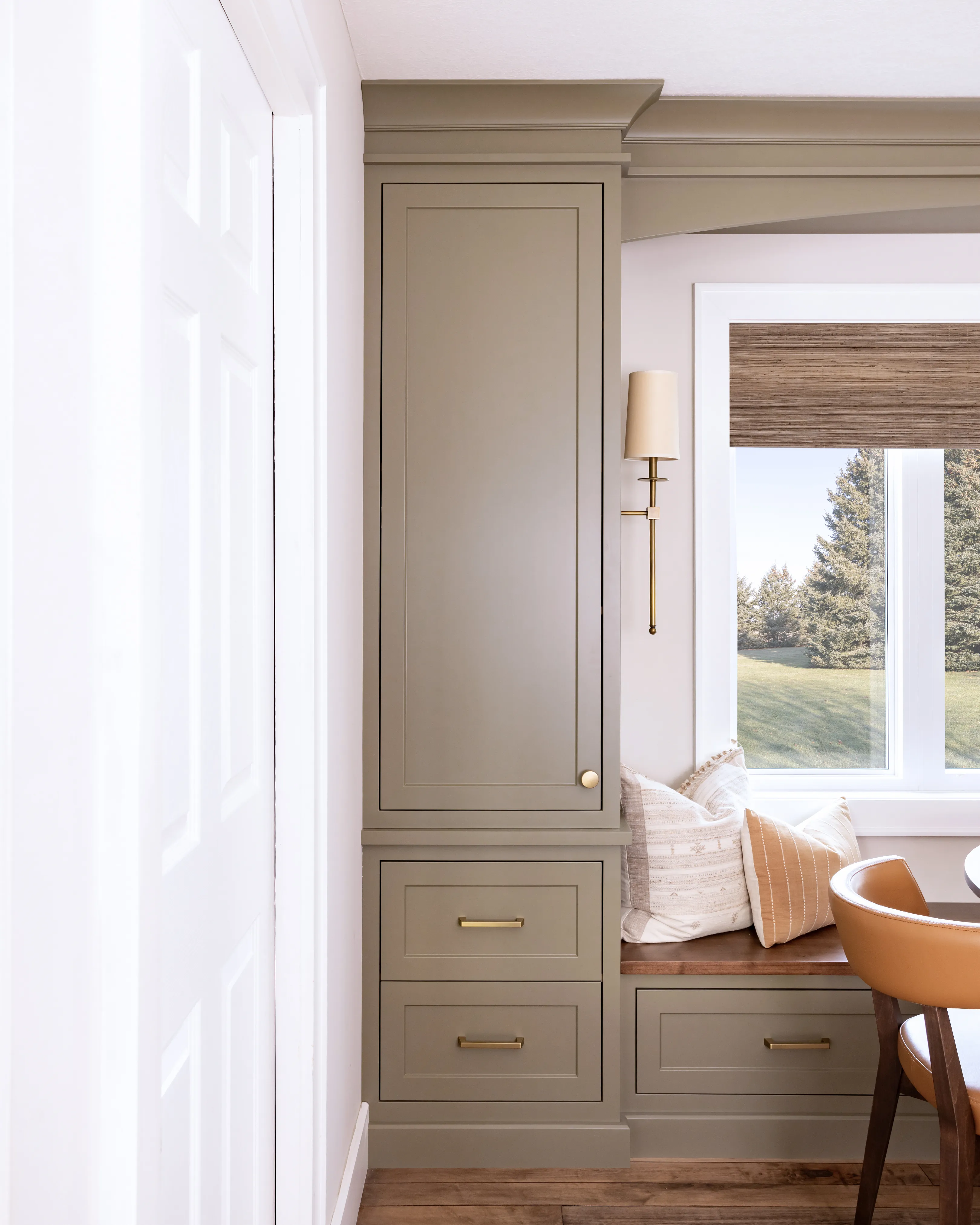 Fireplaces & Wall Units - Image 3