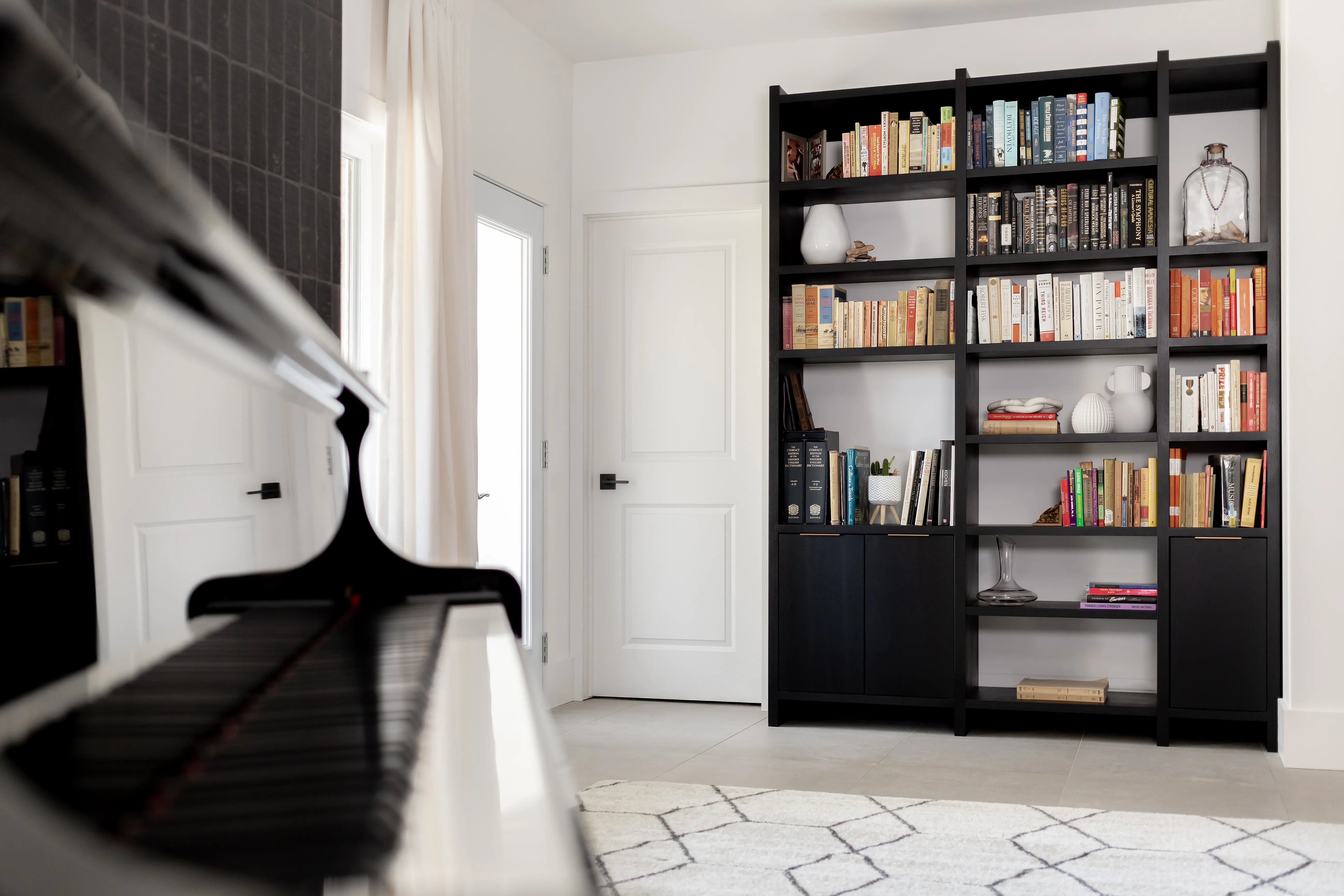 Fireplaces & Wall Units - Image 34