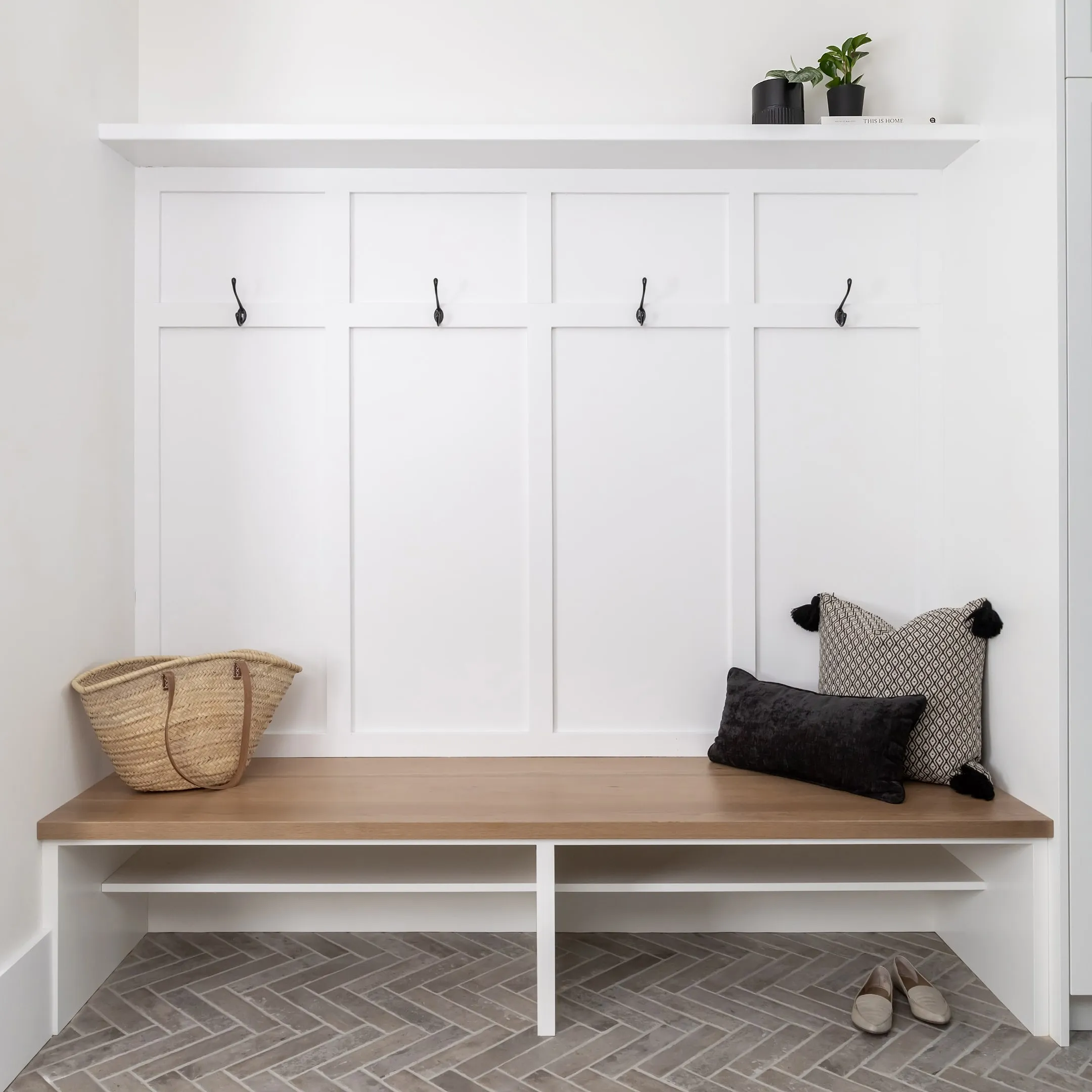 Mudrooms & Entryways - Image 25